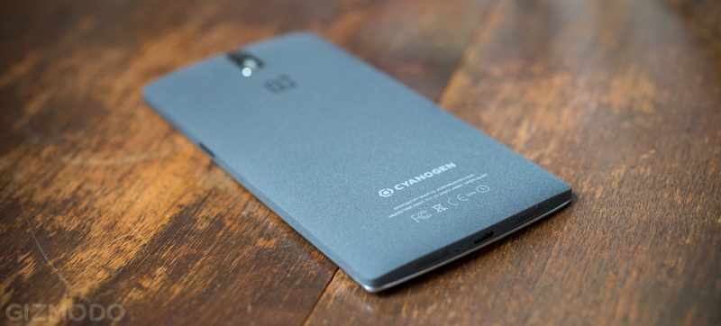 Illustration for article titled OnePlus One Review: An Unbelievably Fantastic Smartphone